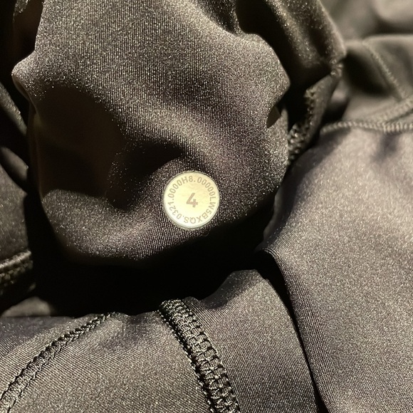 Lululemon Fast and Free High-Rise Tight 25” Pockets - Picture 4 of 4